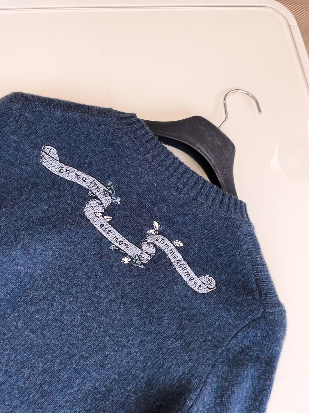 Women's Spring and Autumn Star Embroidery Pattern Cashmere Knit Crew Neck Sweater #74584