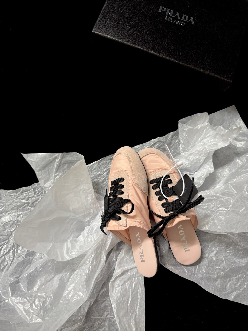 PR Women's Solid-color Nylon Fabric And Suede Low-top Lace-up Training Shoes #77761