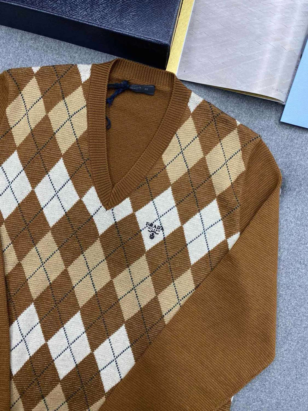 Men's Spring And Fall Brown Diamond Applique V-neck Knitted Wool Casual Long Sleeved Sweater #73612