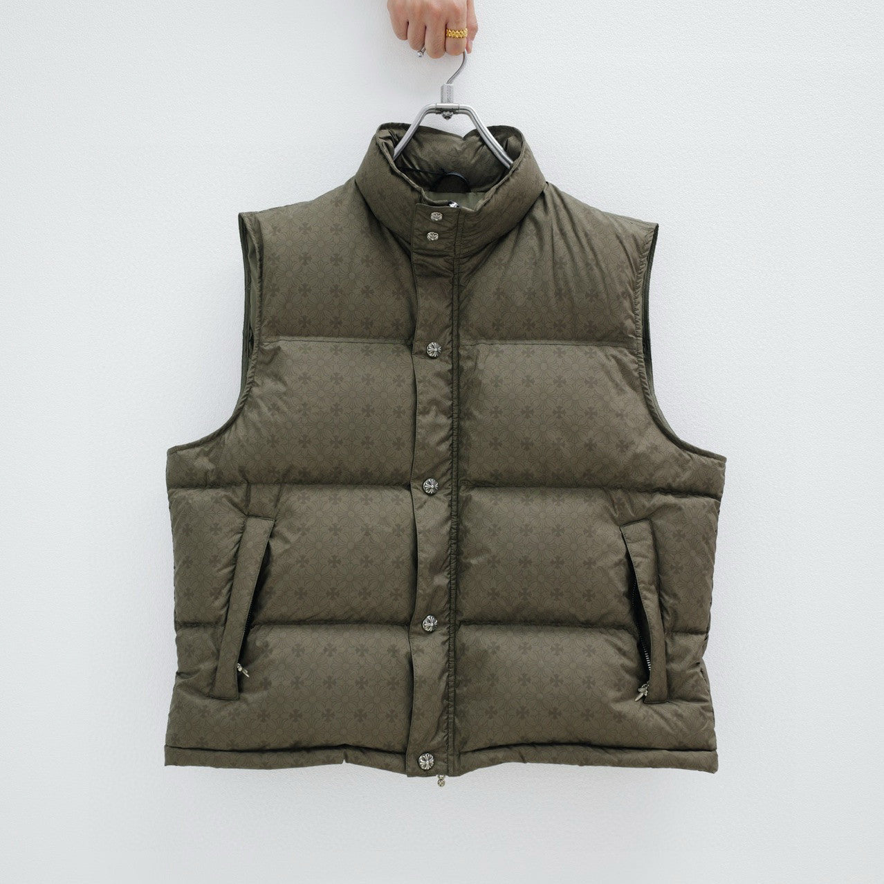 Men's And Women's Fall/Winter Fashion Casual Stand Collar Zipper Single Button Hidden Pattern 925 Sterling Silver Hardware Down Sleeveless Vest #79126