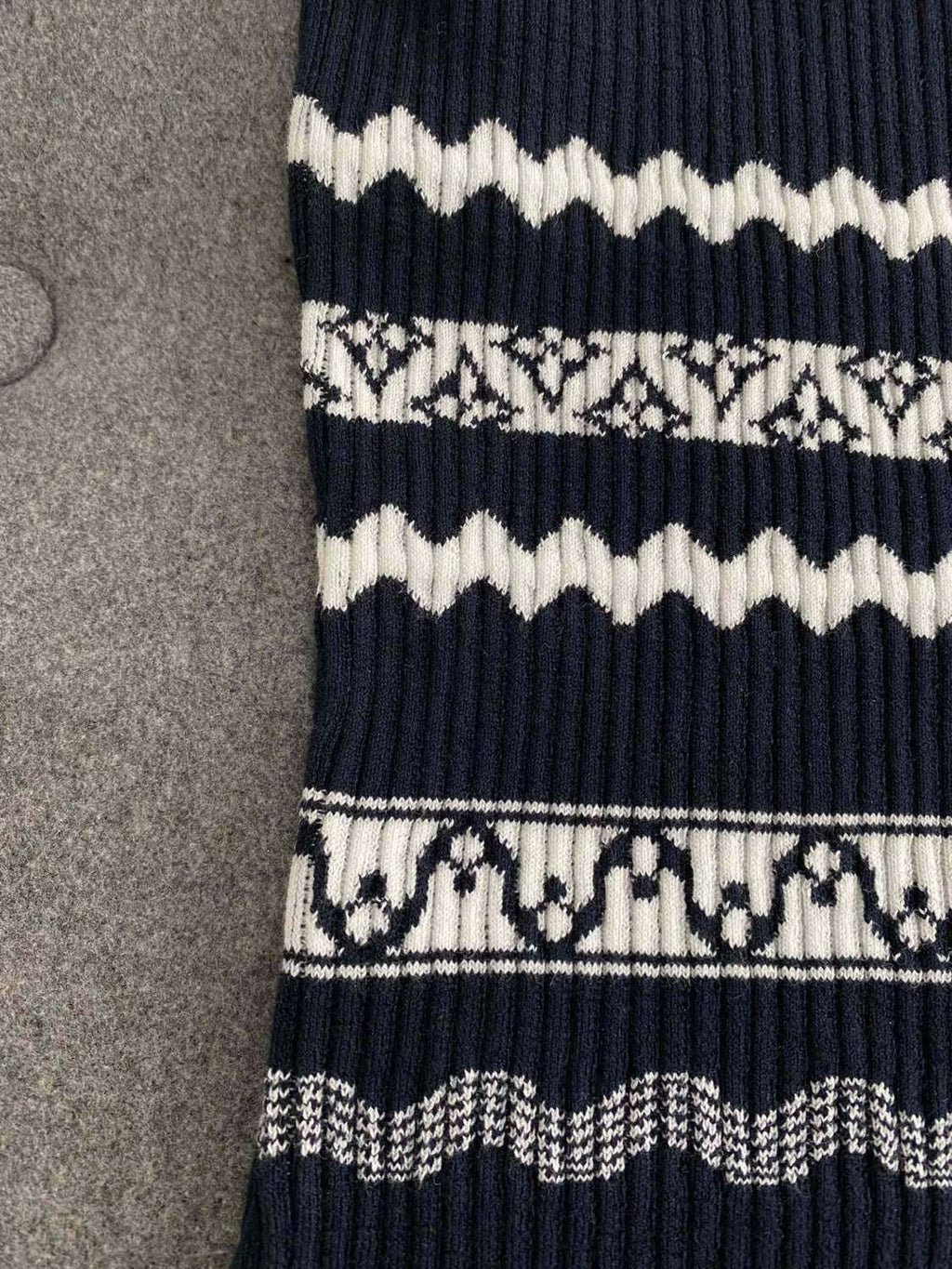 Women's Summer Solid Color Scalloped Stripe Crew Neck Pullover Fitted Knit Sweater #71474