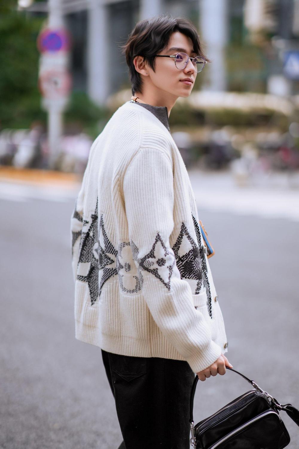 Monogram Floral Knit Cardigan Men's Fall/winter Single-breasted V-neck Black & White Fashion Jacket #82173A