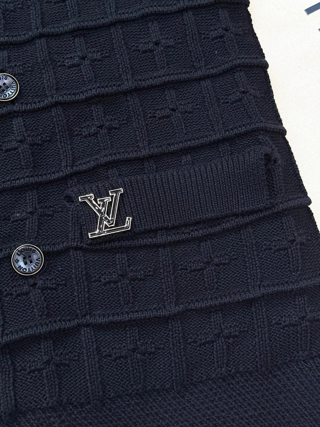 Men's And Women's Spring/Autumn Solid Color Fashionable Casual Checkered Metal Badge Jacquard Double-breasted Knitted Cardigan Jacket #78146