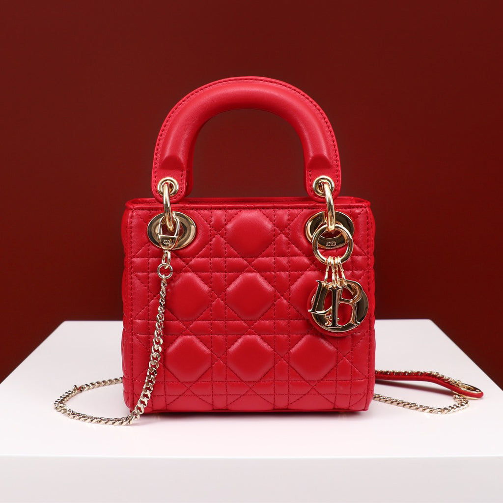 CD Lady Women's Solid Color Metal Pendant Removable Chain Shoulder Strap Wicker Pattern Sheepskin Leather Single Shoulder Crossbody Handbag Bag Bags #77461