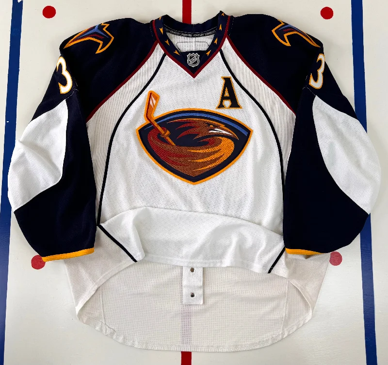 Atlanta Thrashers 2010-2011 Dustin Byfuflien NHL Hockey Jersey  