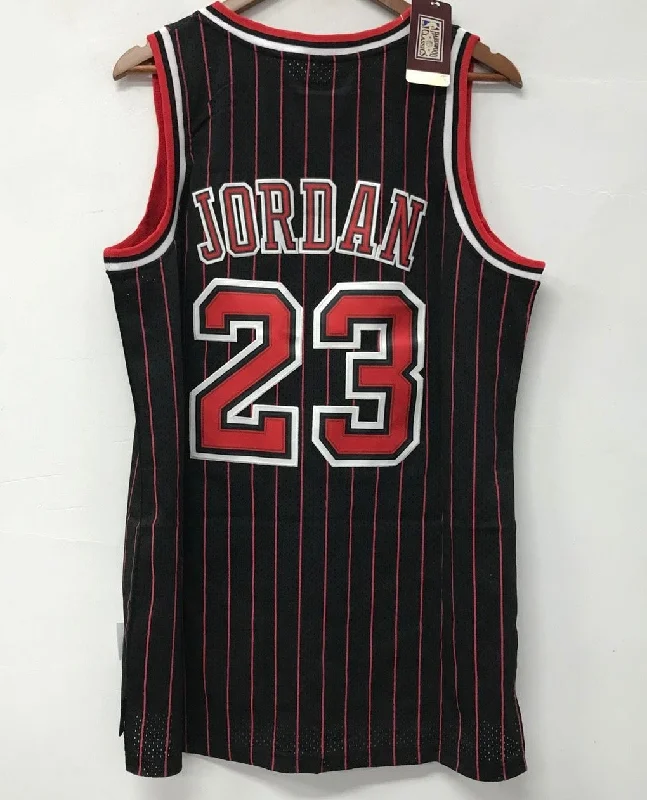 Michael Jordan Chicago Bulls Jersey Mitchell & Ness